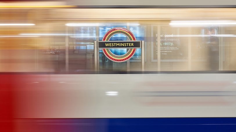 The London Underground’s logo gets an inspired redesign | DeviceDaily.com