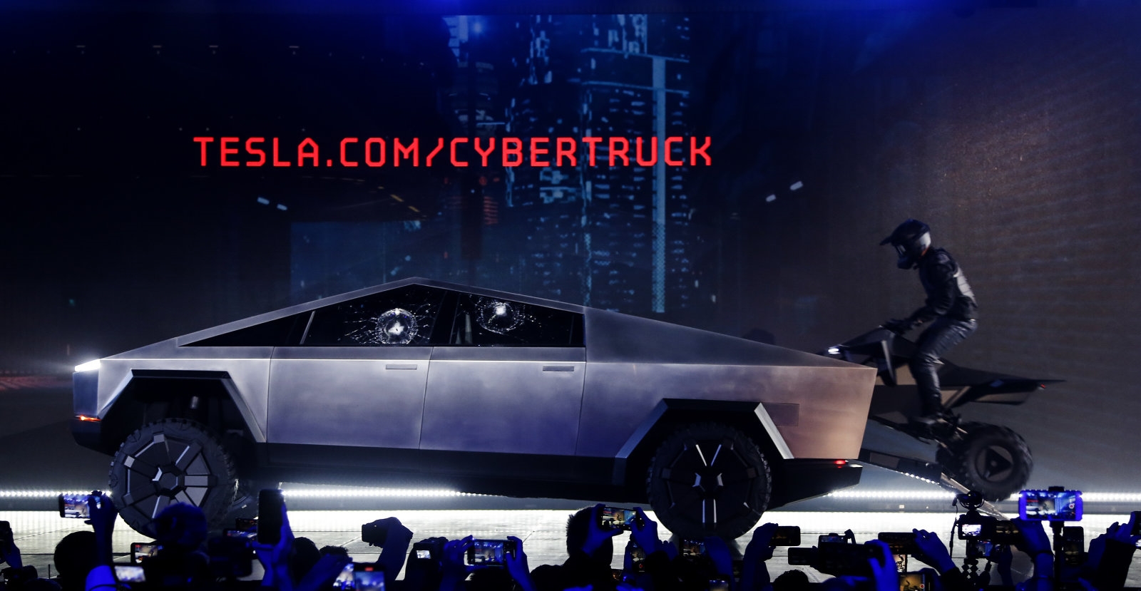 Elon Musk confirms Tesla's 'Cyberquad' as a Cybertruck accessory | DeviceDaily.com