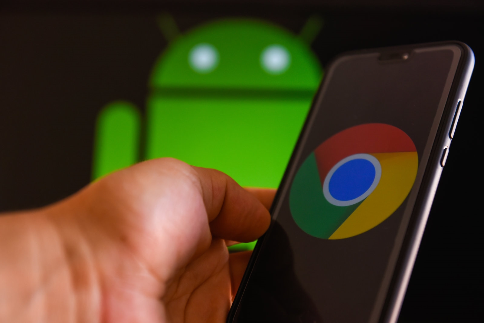 Google pauses Chrome update for Android after reports of app data loss | DeviceDaily.com