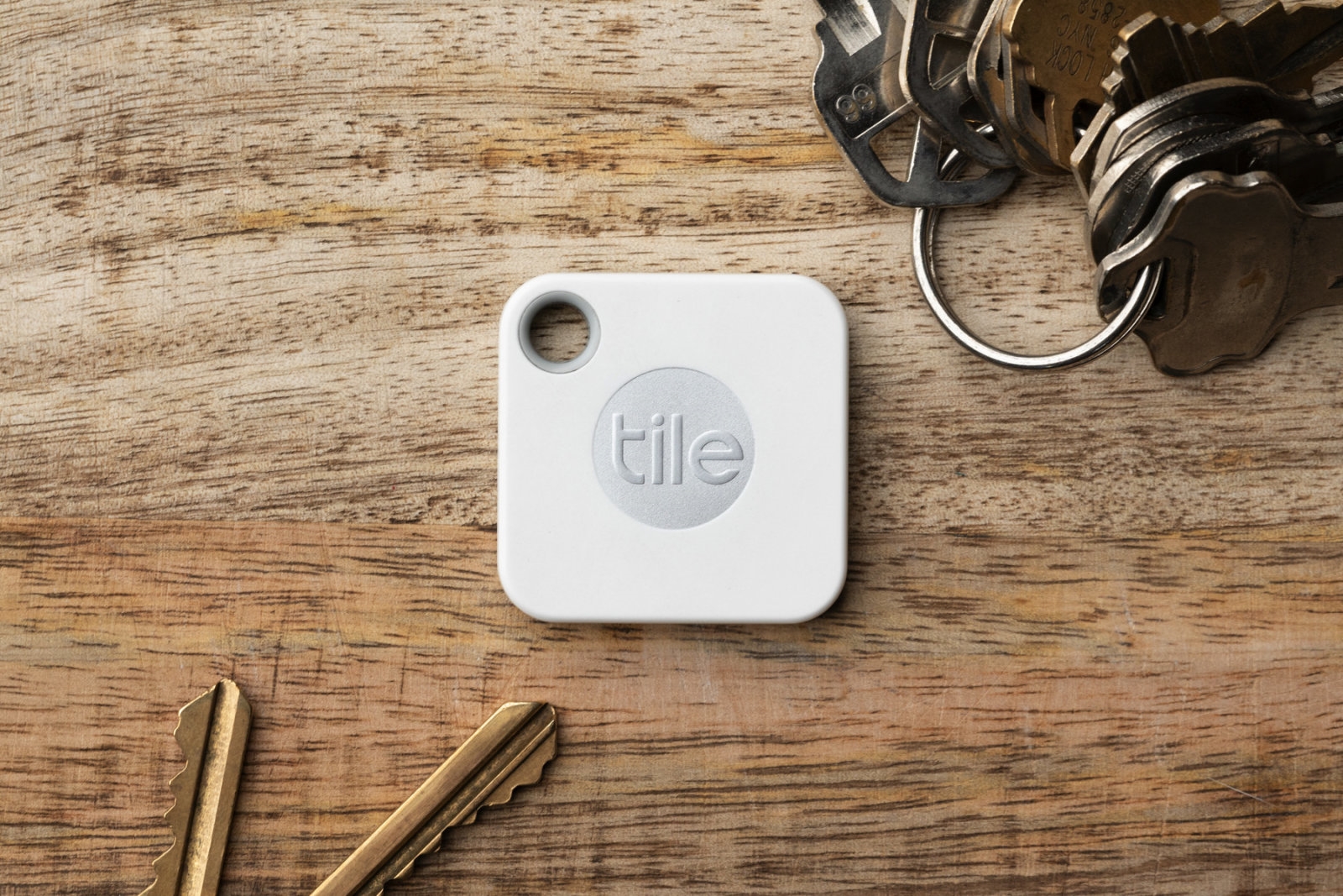 The best Bluetooth tracker | DeviceDaily.com