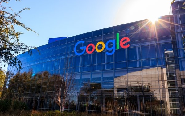 Google's Parent Alphabet Reaches $1 Trillion In Market Value | DeviceDaily.com