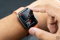 New York doctor sues Apple over irregular heartbeat detection