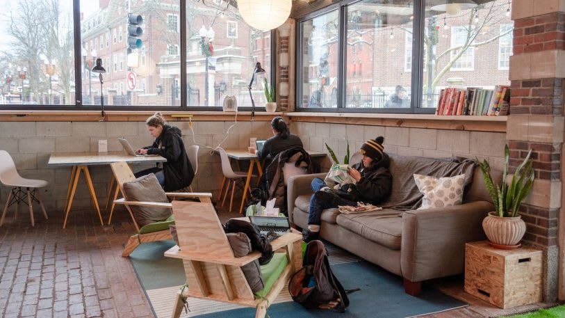 This nonprofit turns vacant storefronts into pop-up communal spaces | DeviceDaily.com