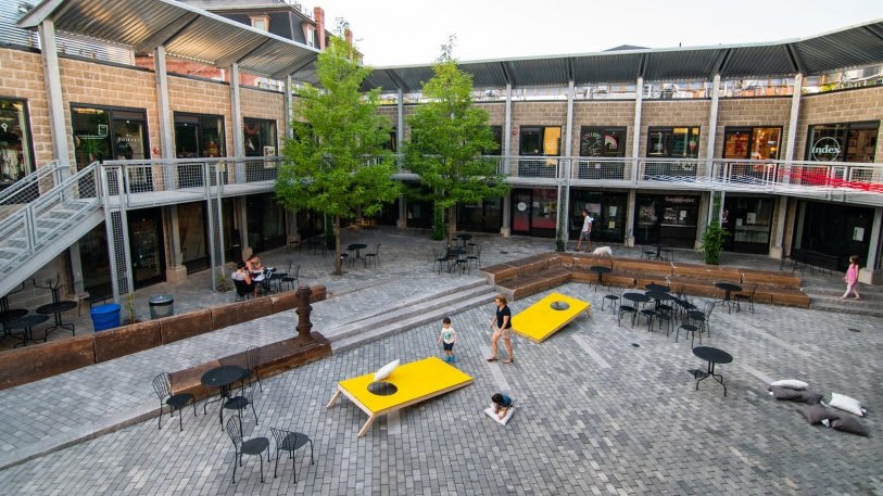 This nonprofit turns vacant storefronts into pop-up communal spaces | DeviceDaily.com