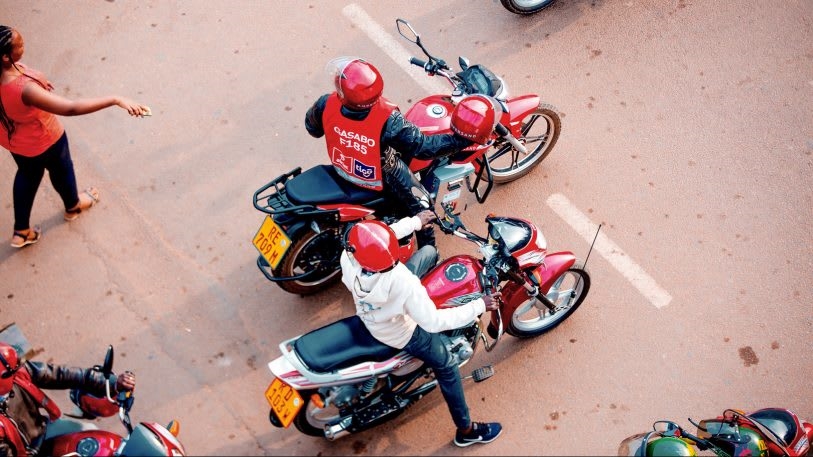 This electric motorcycle startup is transforming the Rwandan taxi industry | DeviceDaily.com