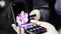 Galaxy Z Flip teardown video looks inside Samsung’s latest foldable