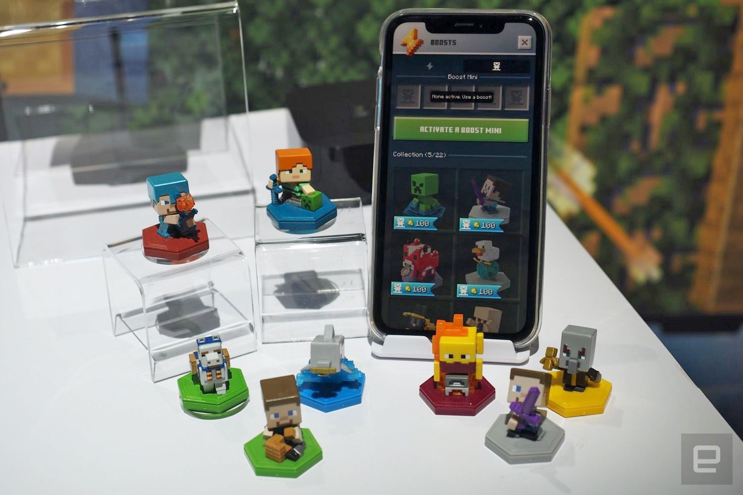 'Minecraft Earth' gets a bit more physical thanks to new NFC-enabled minis | DeviceDaily.com