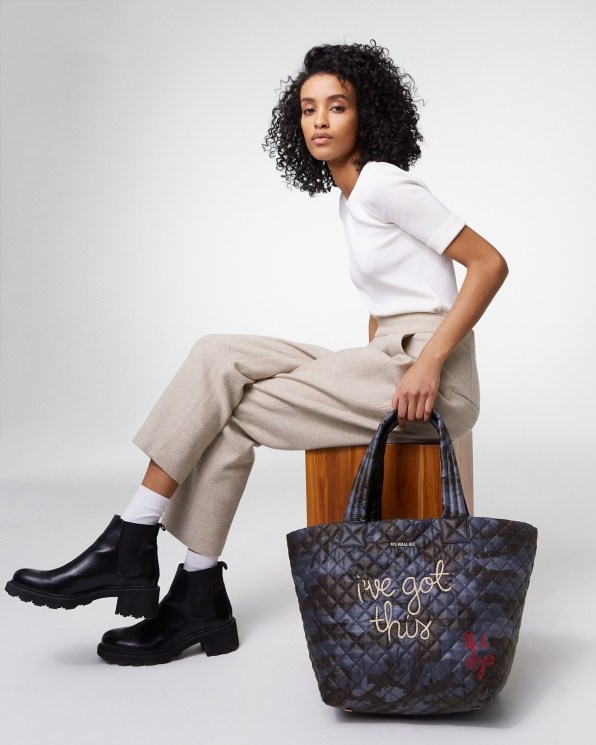 These stylish bags help women in politics—and they’re selling out as the 2020 race gets more male | DeviceDaily.com