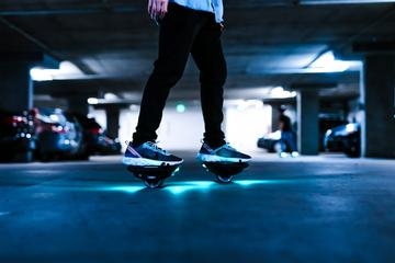ZUUM Shoes: Hover Shoes Offer New Way to Get Around | DeviceDaily.com