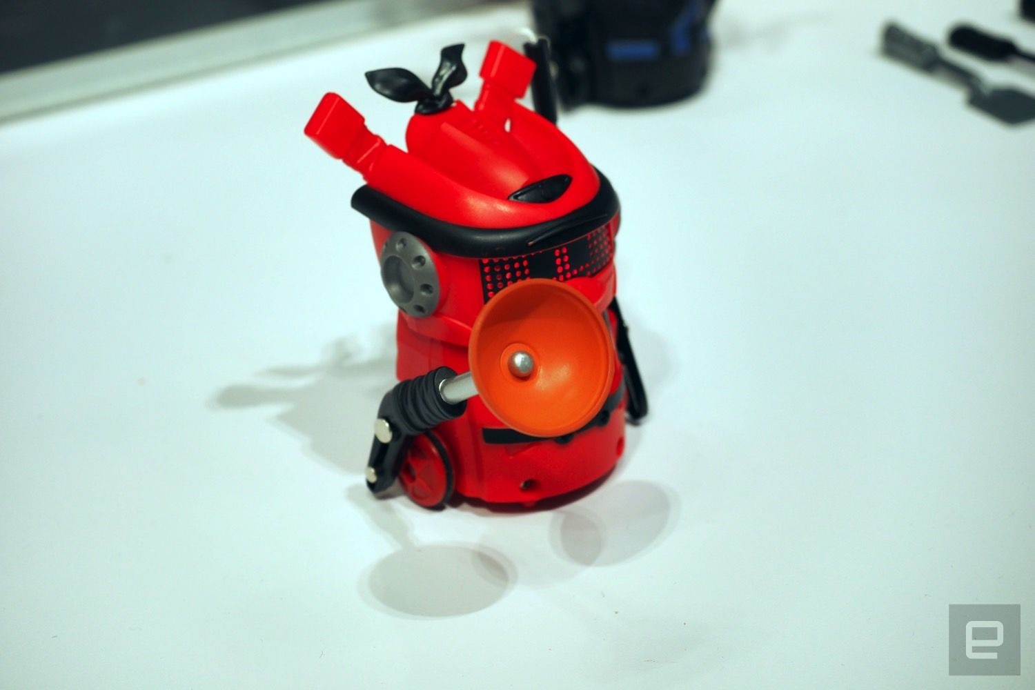 Spin Master's new NinjaBots are cute little killers | DeviceDaily.com