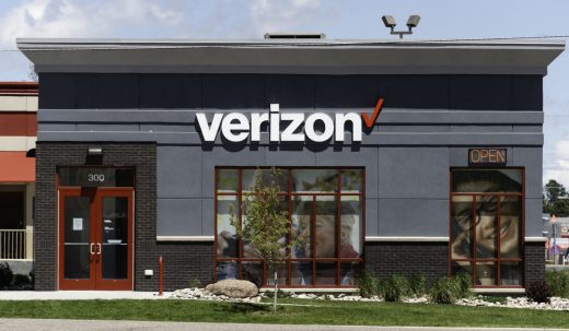 FCC gives Verizon extra mobile capacity to manage emergency demand