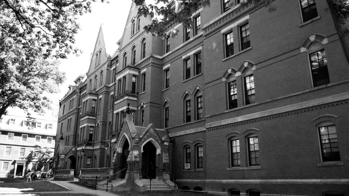 Harvard just told students not to come back after spring break due to