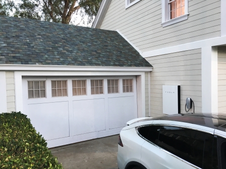 Tesla Powerwall knows when to stop charging your EV during power outages | DeviceDaily.com