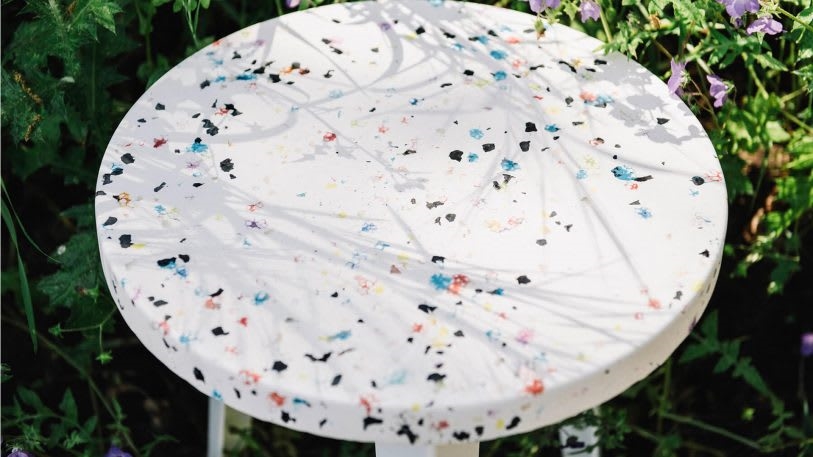 These gorgeous tables are made from toy and car scraps | DeviceDaily.com