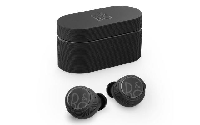 Bang  and  Olufsen's Beoplay E8 Sport are pricey wireless earbuds for workouts | DeviceDaily.com
