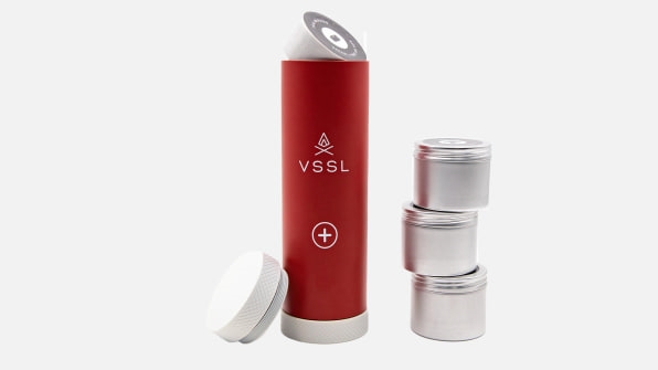 This sleek first aid kit fits everything you could ever need into the handle of a flashlight | DeviceDaily.com This sleek first aid kit fits everything you could ever need into the handle of a flashlight | DeviceDaily.com