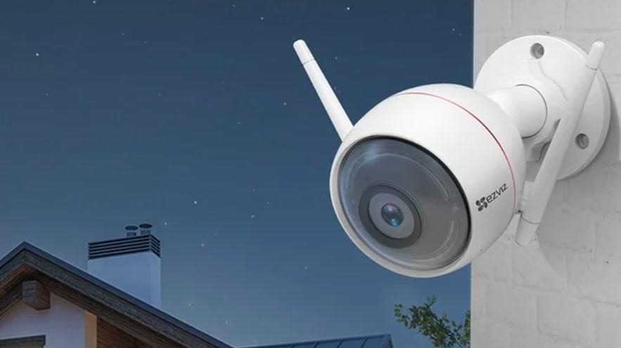 EZVIZ C3X AI-Powered Security Camera | DeviceDaily.com