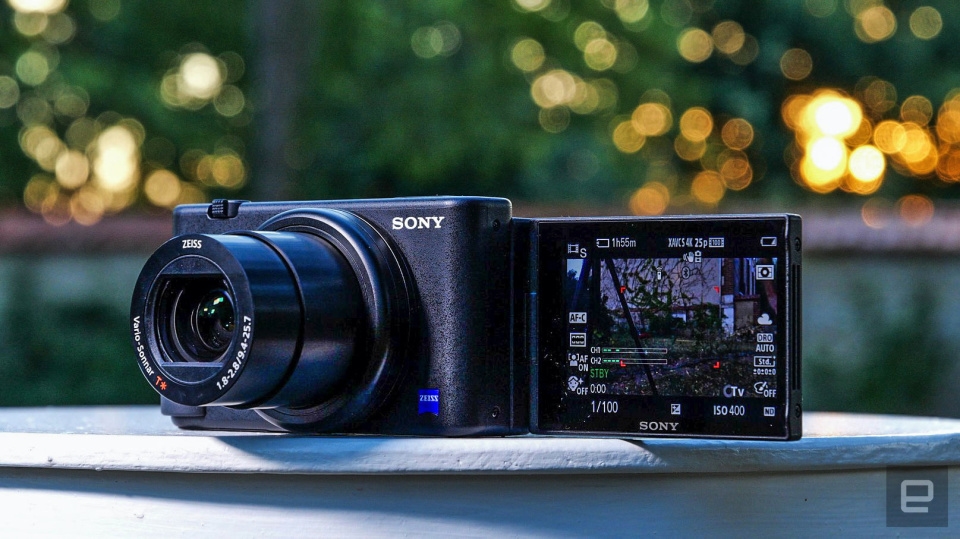 Sony ZV-1 review: A powerful, portable vlogging camera | DeviceDaily.com