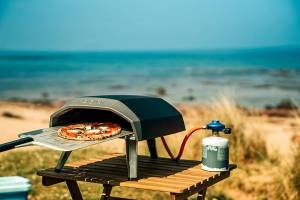 Ooni Koda Pizza Oven: Restaurant-Quality Pizza at Home | DeviceDaily.com