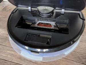 Roborock S6 MaxV: Smart, Quiet Robot Vac | DeviceDaily.com