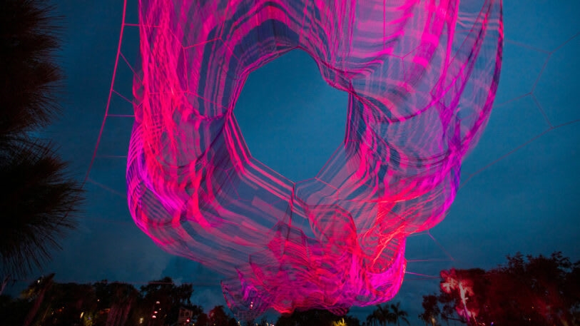 This new aerial sculpture in Florida is gorgeous. It’s also a haunting reminder of an ugly past | DeviceDaily.com