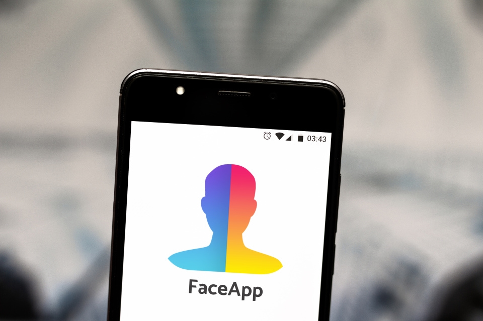 FaceApp is cool again, and adamant it's not a privacy minefield | DeviceDaily.com