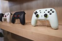 The Stadia Controller finally works wirelessly with Android phones