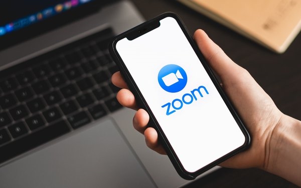 Zoom's Popularity Soars, Racks Up Nearly 94 Million iOS Installs | DeviceDaily.com