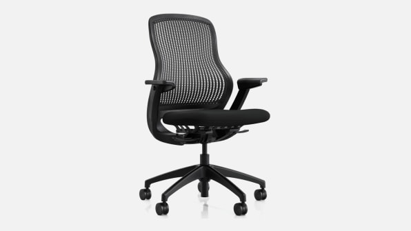 These well-designed desk chairs will instantly improve your home-office setup (and your posture) | DeviceDaily.com