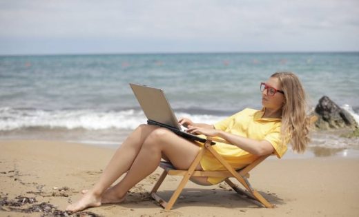 Digital Nomad 2.0: Managing Income