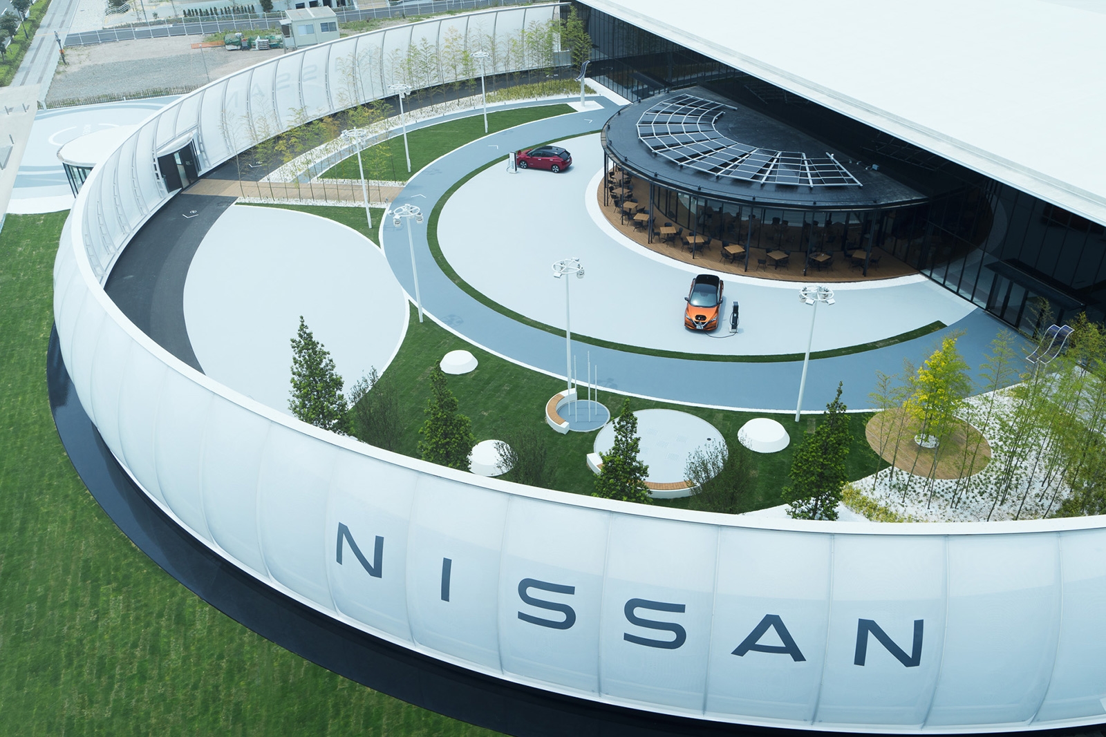 Your EV's electricity can pay for parking at Nissan's new exhibition | DeviceDaily.com