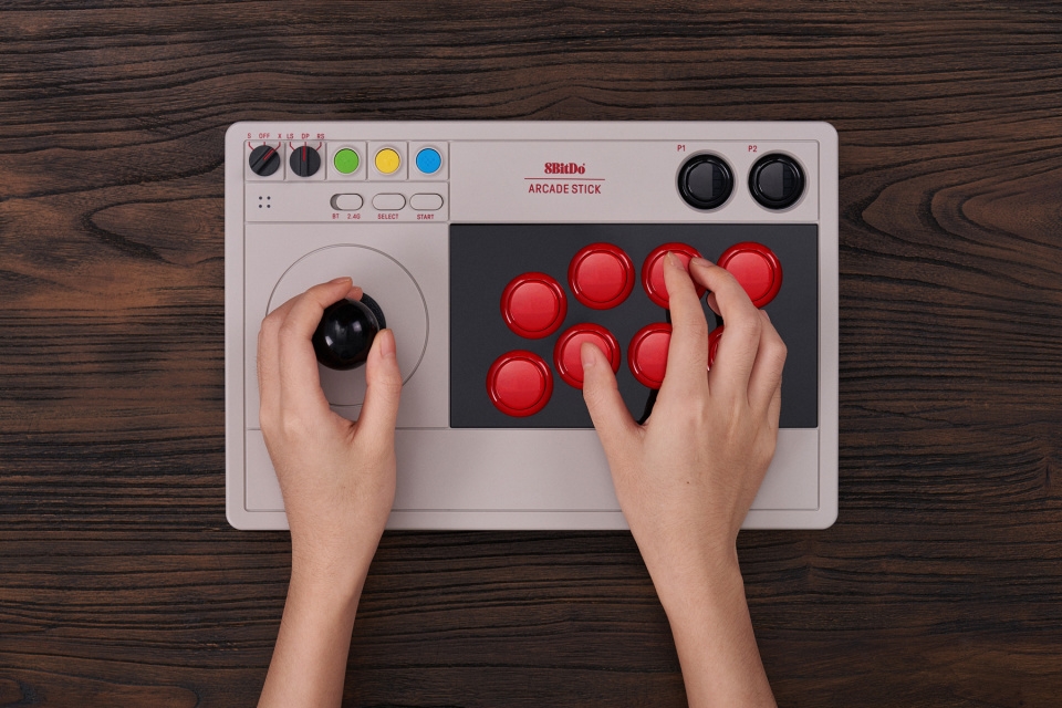 8BitDo is making a customizable arcade stick for Switch and PC players | DeviceDaily.com