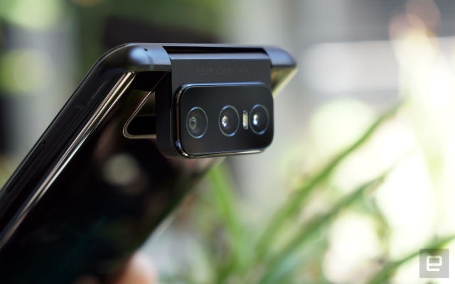 ASUS kept the flippable camera for the flagship ZenFone 7 Pro | DeviceDaily.com ASUS kept the flippable camera for the flagship ZenFone 7 Pro | DeviceDaily.com