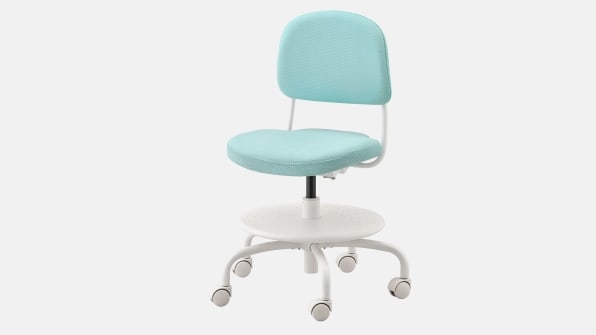 Are your kids having trouble staying at their desks? Maybe they need a better chair | DeviceDaily.com