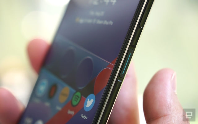 ASUS kept the flippable camera for the flagship ZenFone 7 Pro | DeviceDaily.com ASUS kept the flippable camera for the flagship ZenFone 7 Pro | DeviceDaily.com