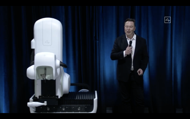 Elon Musk unveils V2 of the Neuralink brain-machine interface surgery bot | DeviceDaily.com