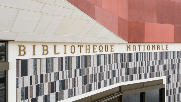 This library looks like a giant game of Scrabble | DeviceDaily.com