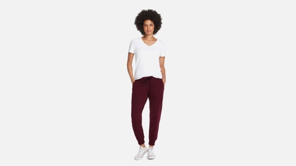 These are our favorite sweats, leggings, and joggers for fall 2020 | DeviceDaily.com