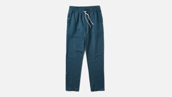 These are our favorite sweats, leggings, and joggers for fall 2020 | DeviceDaily.com