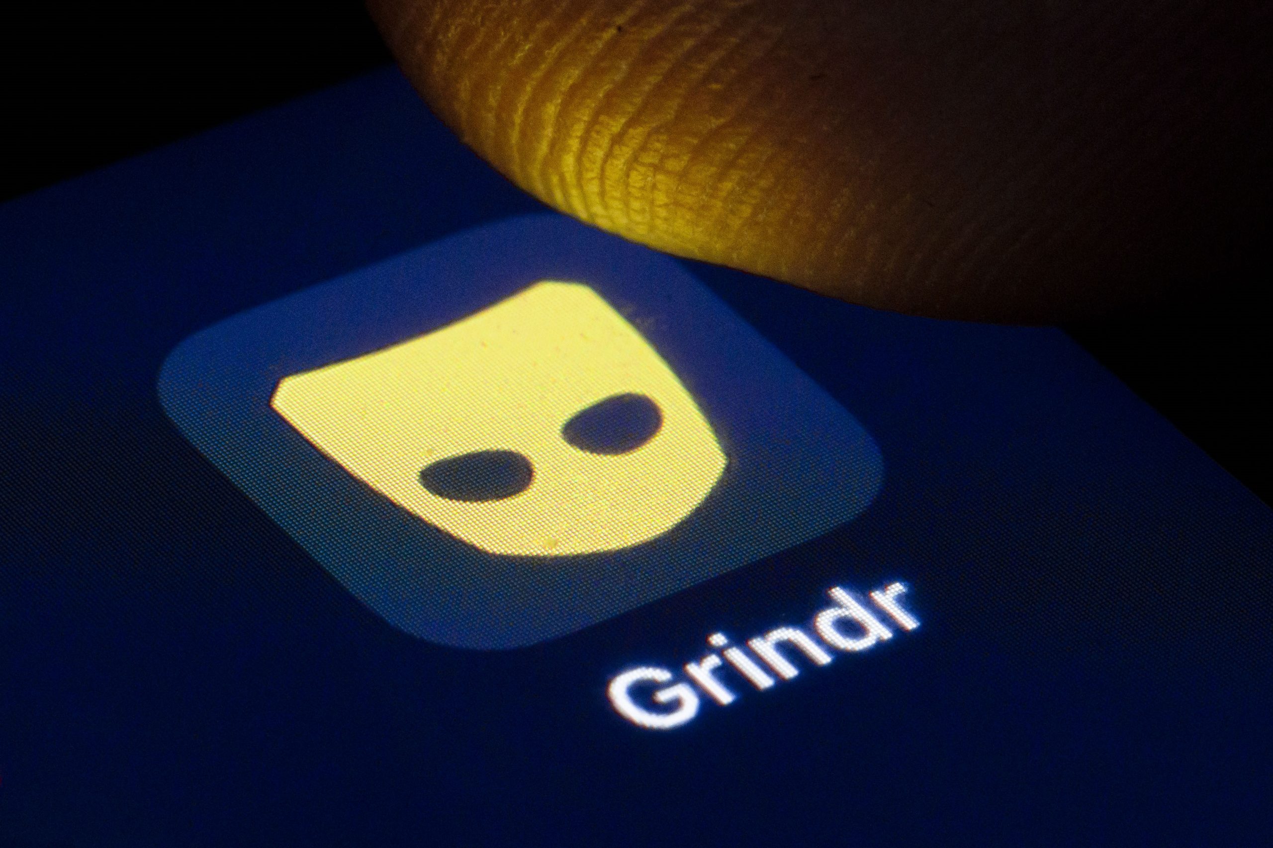 Grindr flaw allowed hijacking accounts with just an email address | DeviceDaily.com