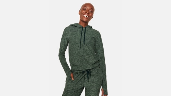 It’s official: Sweatpants and sweatshirt sets are the WFH uniform of 2020 | DeviceDaily.com