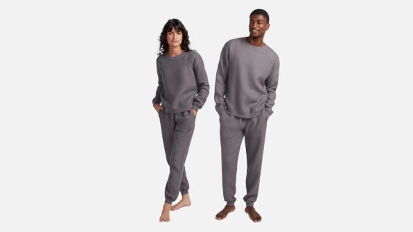 It’s official: Sweatpants and sweatshirt sets are the WFH uniform of 2020 | DeviceDaily.com