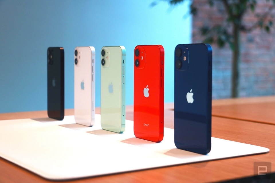 Watch our iPhone 12 Mini and Pro Max hands-ons here! | DeviceDaily.com