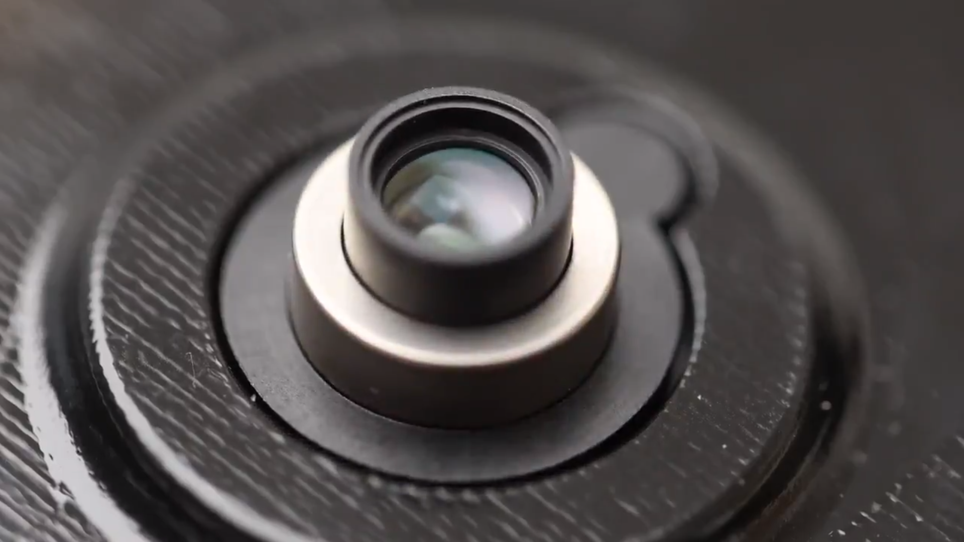 Xiaomi is testing retractable camera lenses for phones | DeviceDaily.com