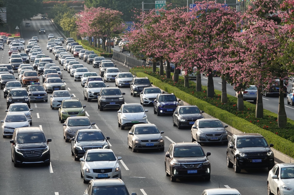 Hitting the Books: How autonomous EVs could help solve climate change | DeviceDaily.com