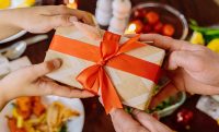 Ship Like Santa: Your Guide to 2020 Holiday Shipping and Delivery