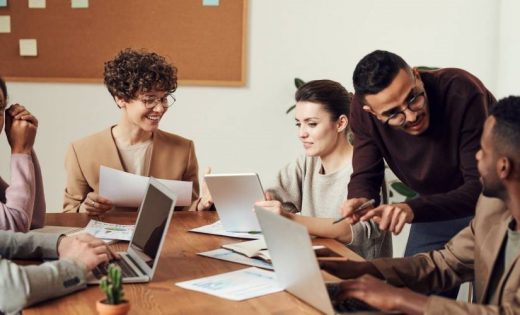 How to Capitalize on 2021’s Sales Tech Trends