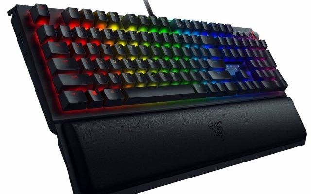 Razer's BlackWidow Elite keyboard returns to record low of $85 | DeviceDaily.com