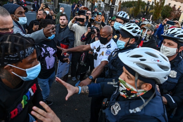 Here’s what the U.S. Capitol looked like when protestors wanted healthcare and equality | DeviceDaily.com