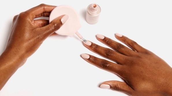 These 5 clever manicure products will give you healthy, chic nails at home | DeviceDaily.com